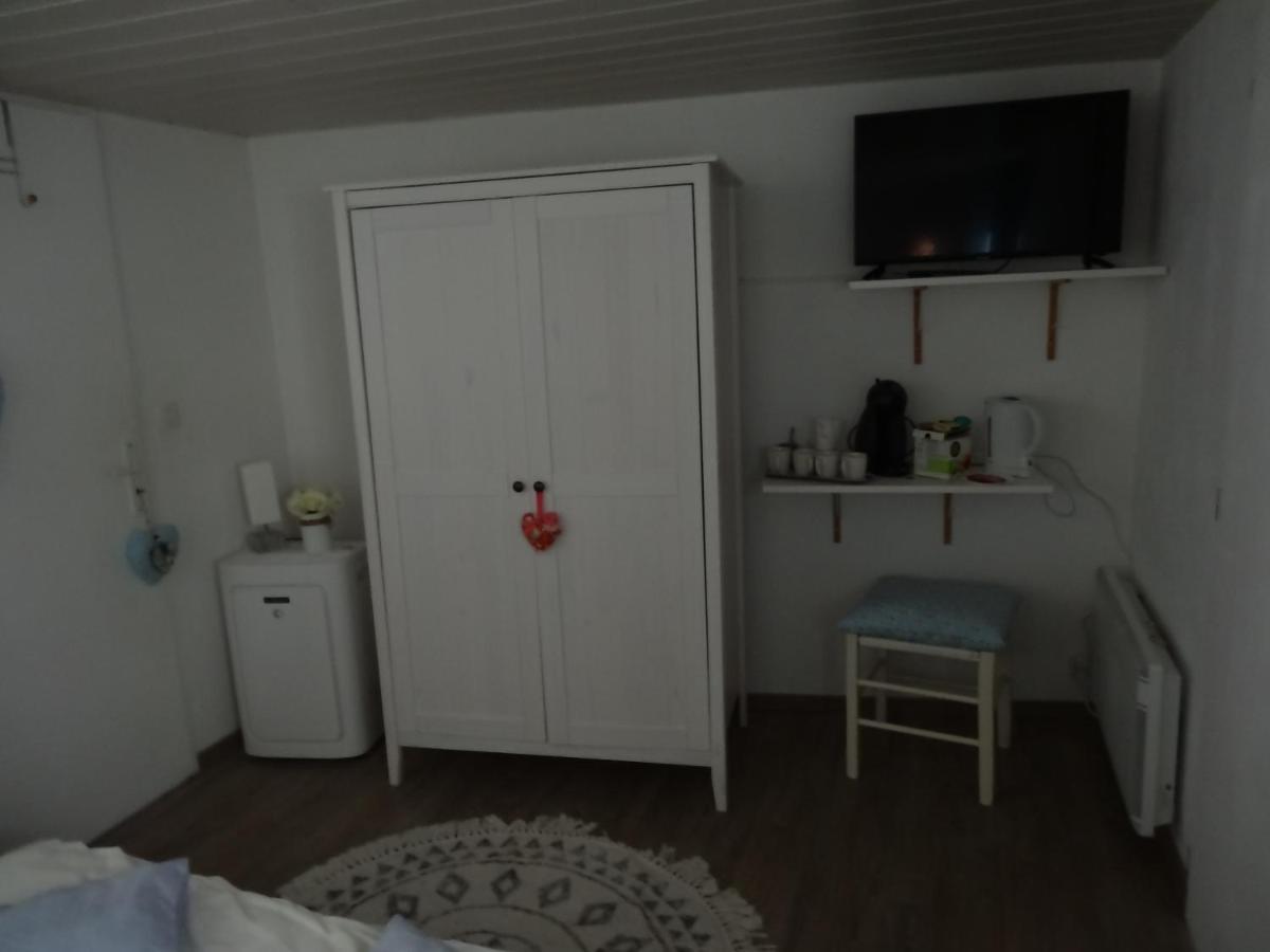Chez Carole Et Roger Apartment อาวีญง ภายนอก รูปภาพ